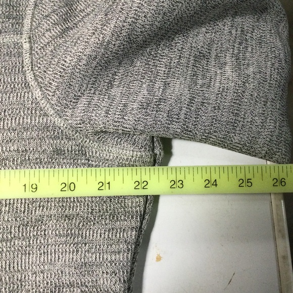 Ascend Women’s XL Cabellas Exploration Hiking Fleece Jacket Sweater Gray - Picture 6 of 8